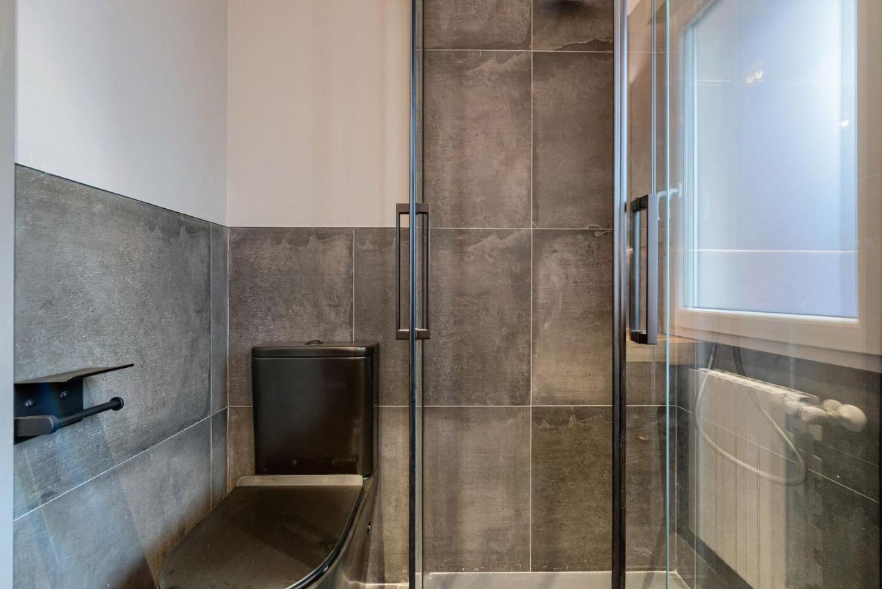 Vivienda Turistica De Diseno Elegante Lägenhet Bilbao Exteriör bild