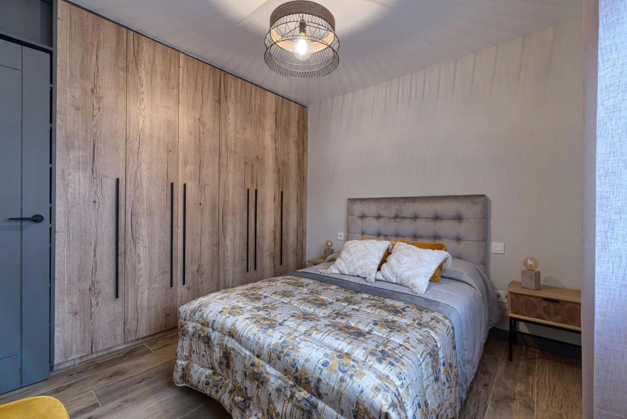 Vivienda Turistica De Diseno Elegante Lägenhet Bilbao Exteriör bild